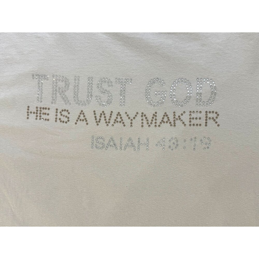 TRUST GOD HE IS A WAYMAKER Isaiah 43:19 Crystals Beige‎ Cotton T-Shirt Size L